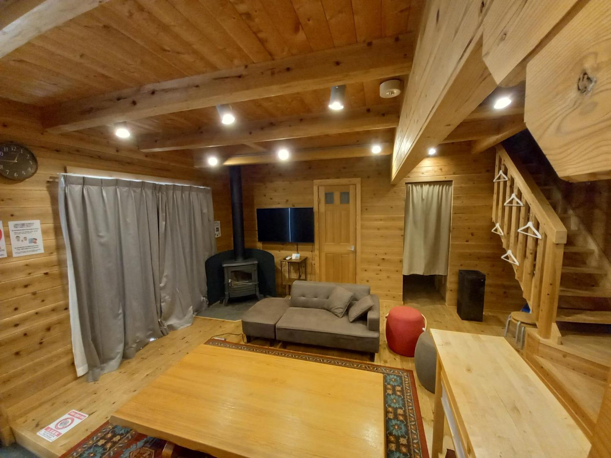 橙色小屋别墅 富士河口湖 外观 照片