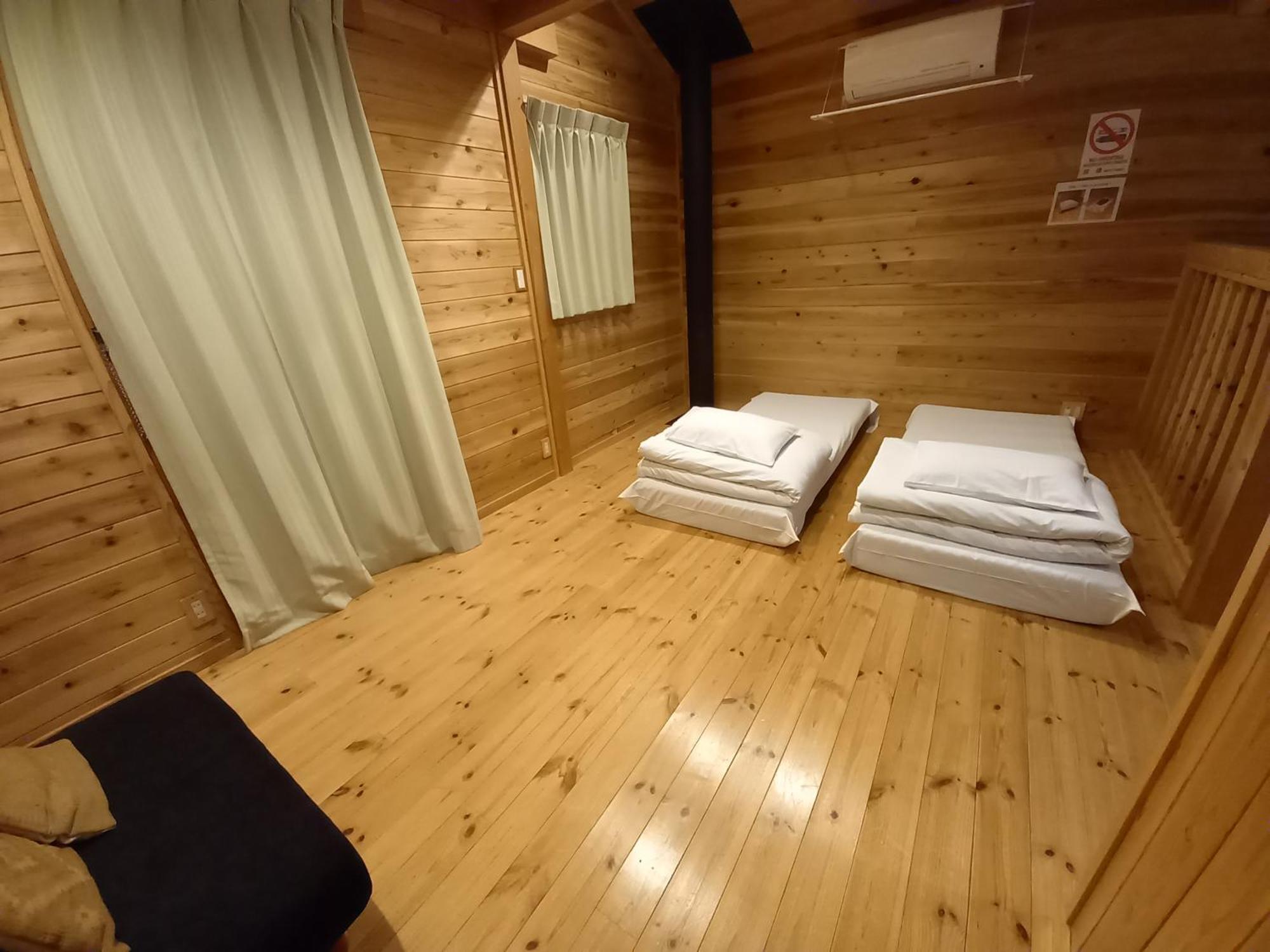 橙色小屋别墅 富士河口湖 外观 照片