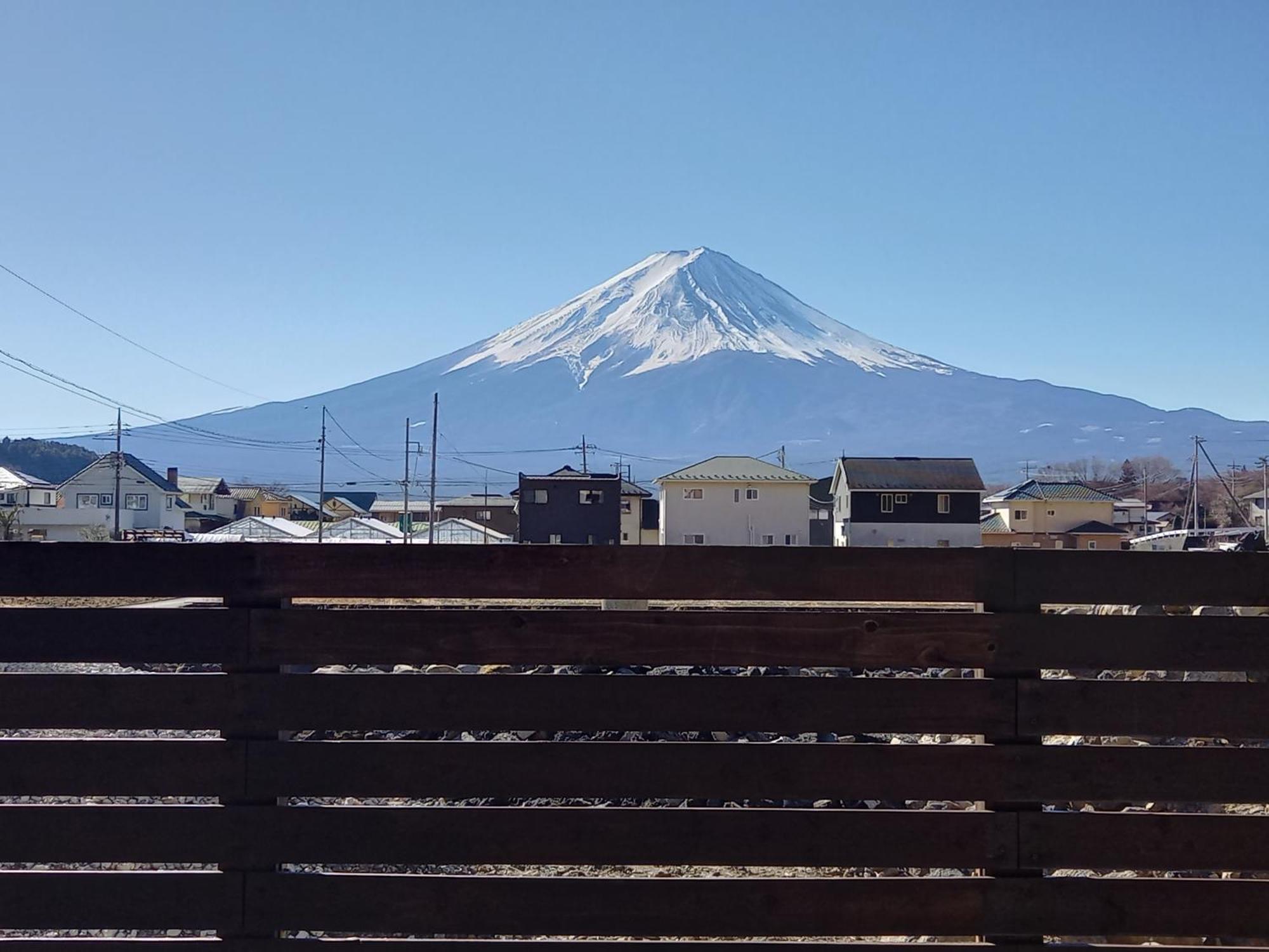 橙色小屋别墅 富士河口湖 外观 照片